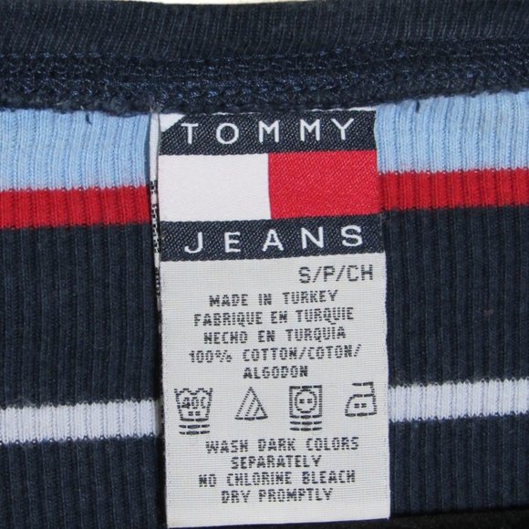 Set sail for style with this Tommy Jeans nautical dreamboat of a sweater! ⛵️ S/P - Picture 8 of 10